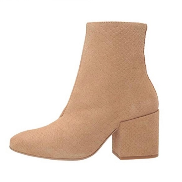 Free People Nicola Chunky Block Heel Suede Ankle Boots Size 41 - Picture 1 of 16